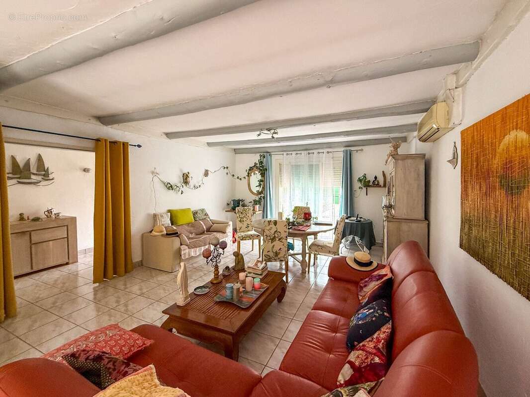 Villa T5 de 128,50 m² de plain-pied sur 1 190 m² de terrain plat. - photo 5