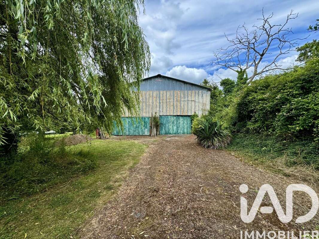 Photo 8 - Terrain à SAINT-SULPICE-EN-PAREDS