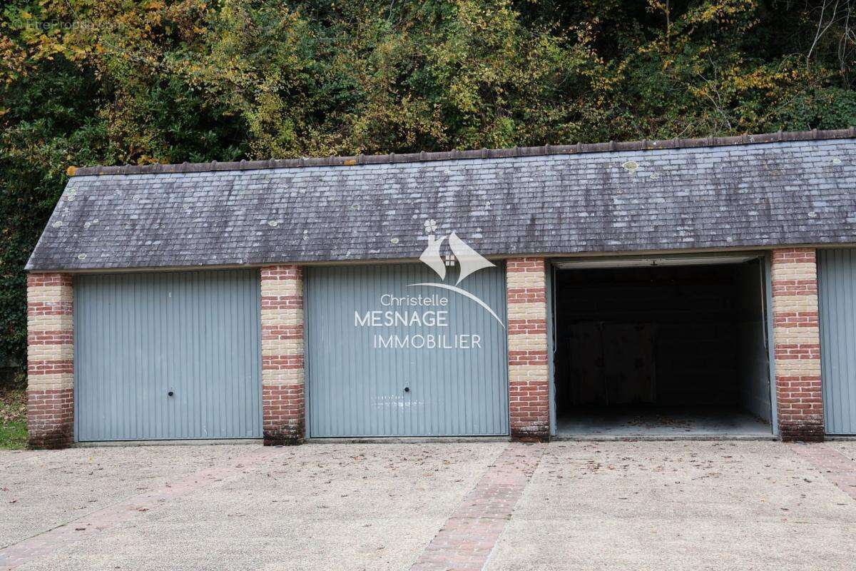 À Vendre chez Christelle Mesnage Immobilier : AU PORT DE - photo 16