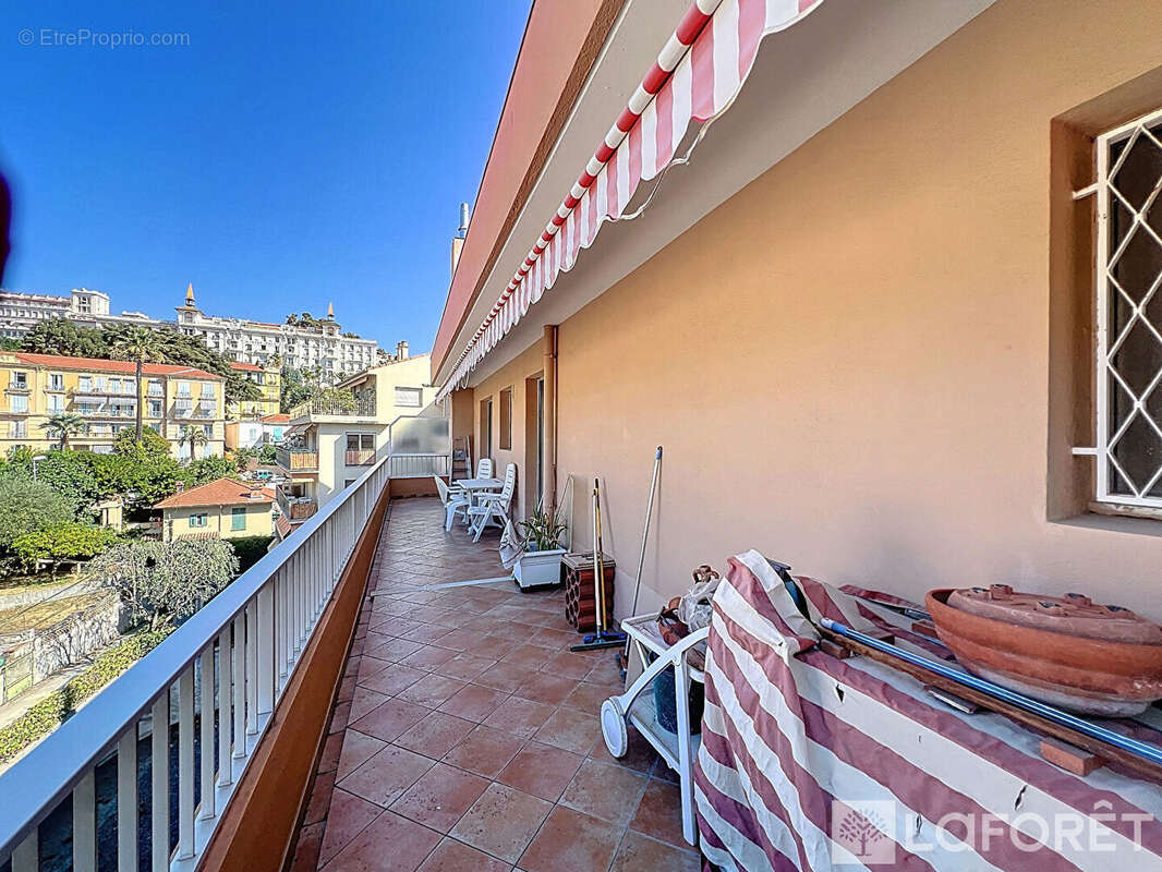 Appartement à MENTON