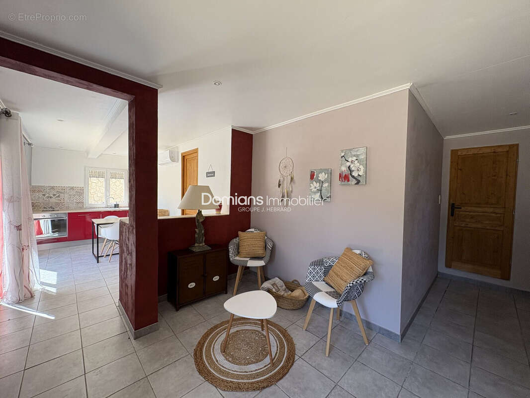 Maison 144 m² à Corbere  - photo 8