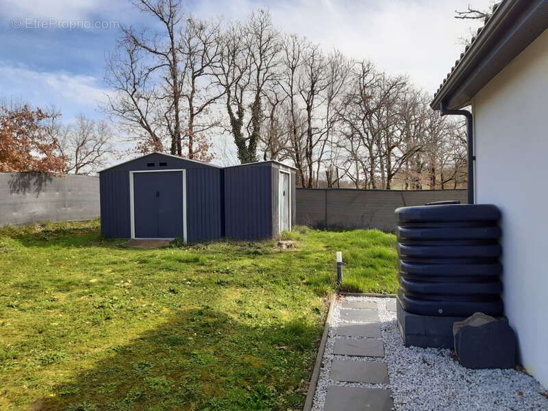 Maison à MONTDOUMERC