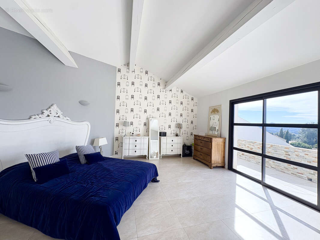 Maison à LA CADIERE-D'AZUR