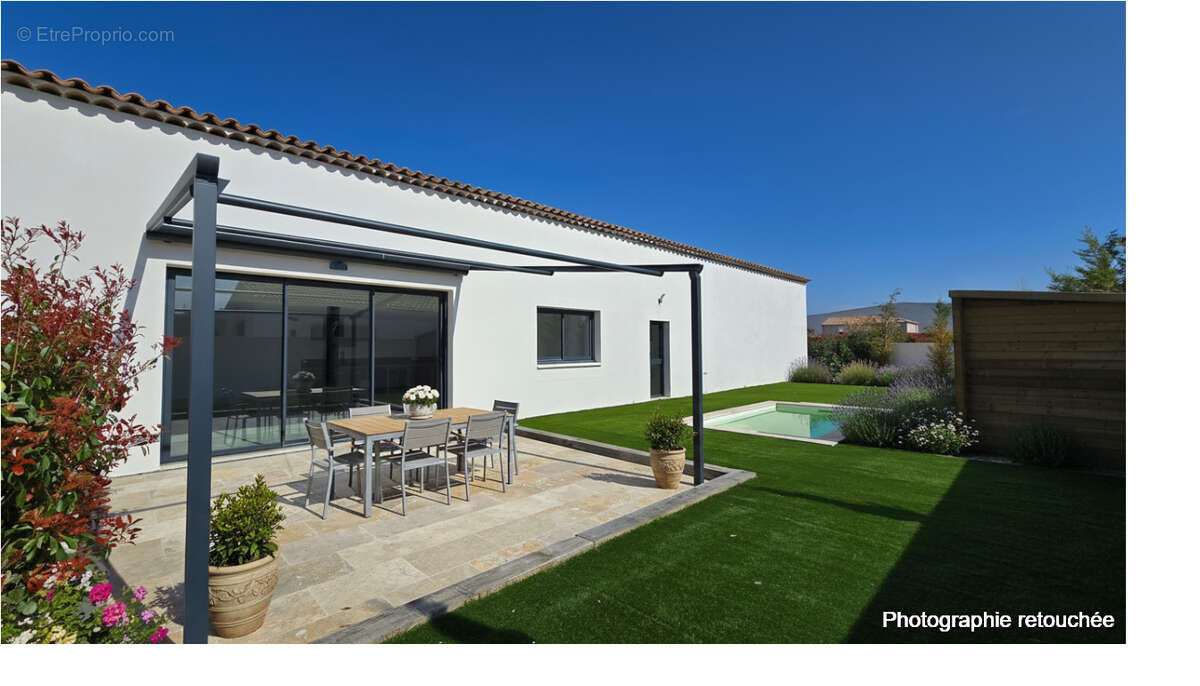Maison à VERNEGUES