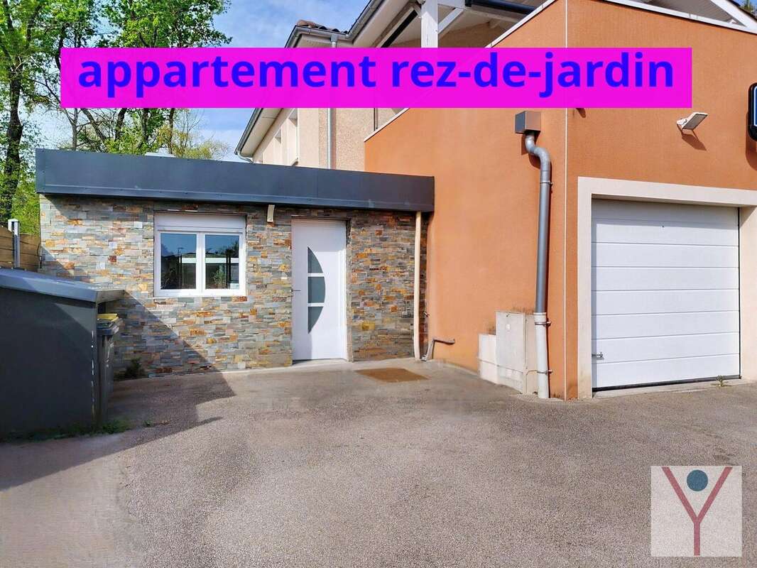 Appartement à CHATILLON-SUR-CHALARONNE