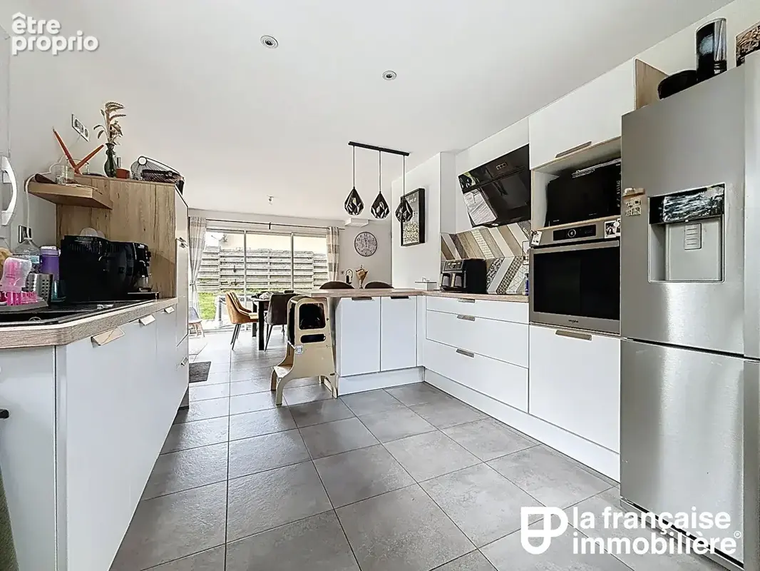 A VENDRE - SAINT-THURIAL - maison récente 112.70 m² - 918 m² de terrain - photo 5