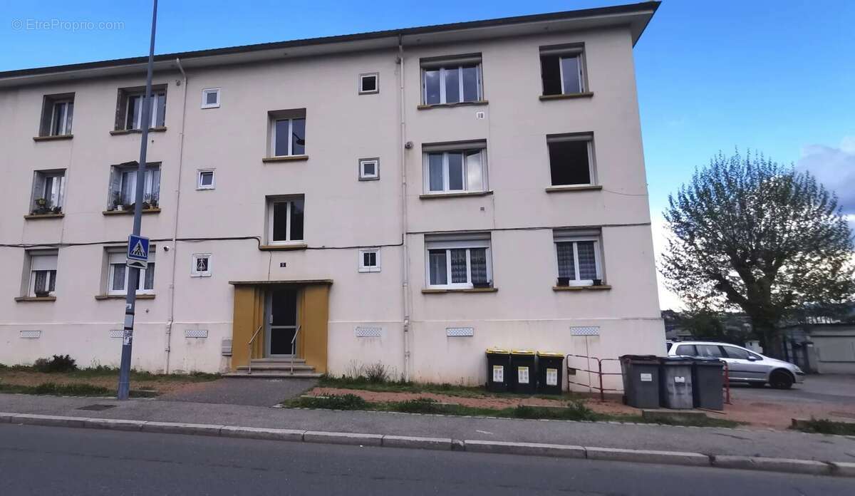 Appartement à SAINT-ETIENNE