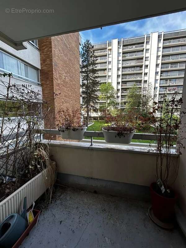 Appartement 71 m² à Paris-11e  - photo 4