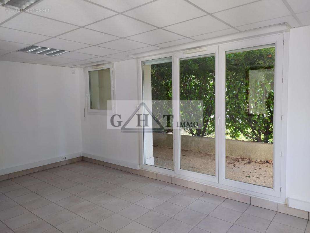 Commerce à MAISONS-ALFORT