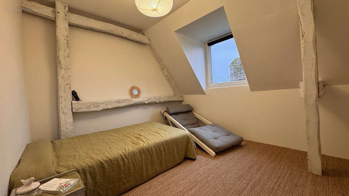 Maison à MEZIDON-CANON