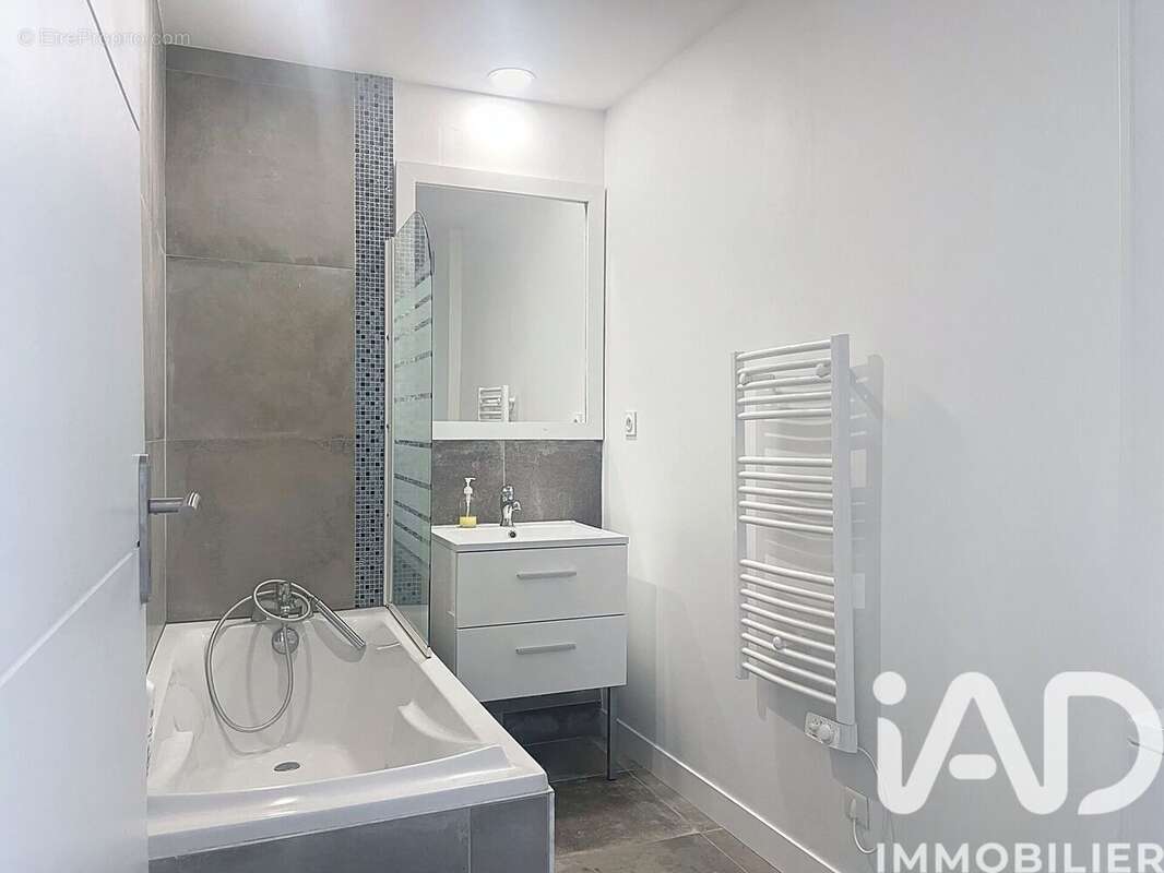 Photo 8 - Maison à ANGLIERS