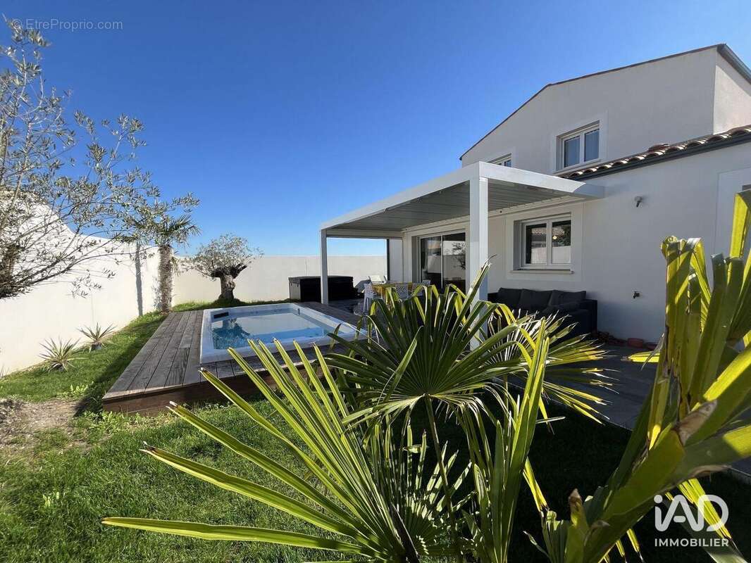 Photo 2 - Maison à SAINT-SULPICE-DE-ROYAN