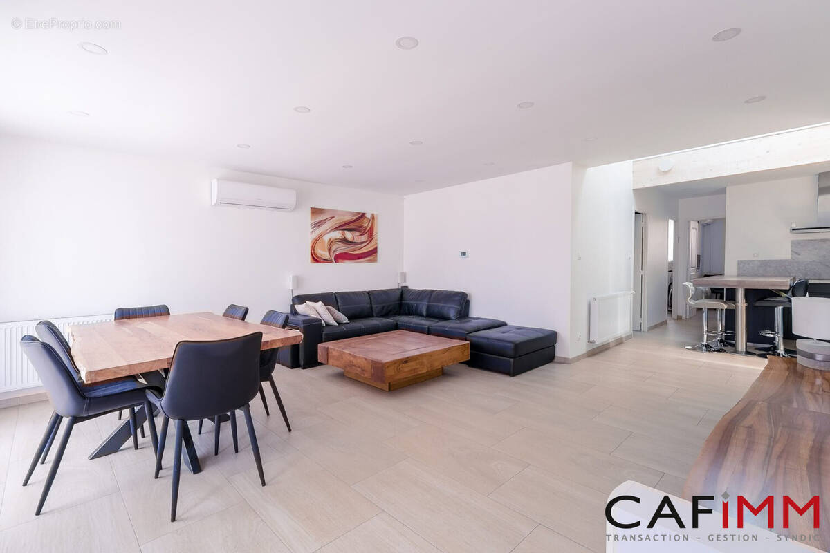 Maison à VILLEURBANNE