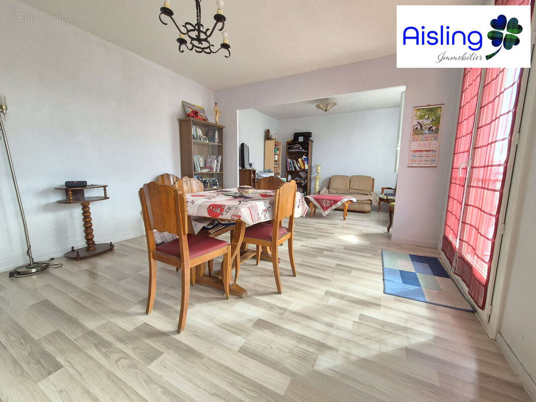 Appartement à JOUE-LES-TOURS