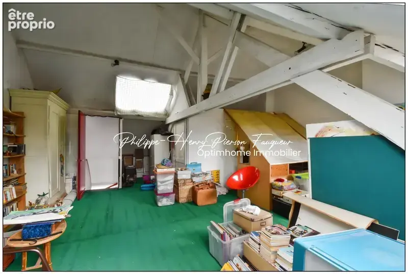 Exclusivité Maison familiale de caractère • 259 m² • 5 chambres • Jardin • Cave • Fibre • Alarme • 2 garages possibles – Saint-M - photo 26