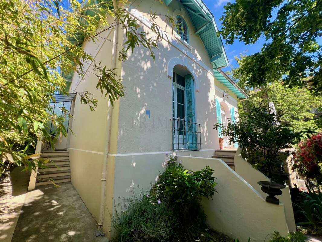 Maison à FREJUS