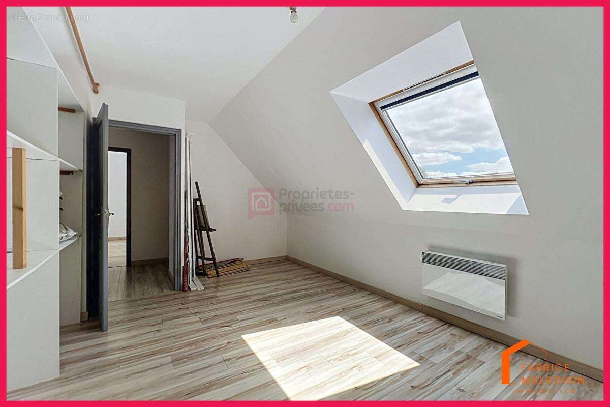 Maison 6 pièce(s) 136 m2 - photo 4