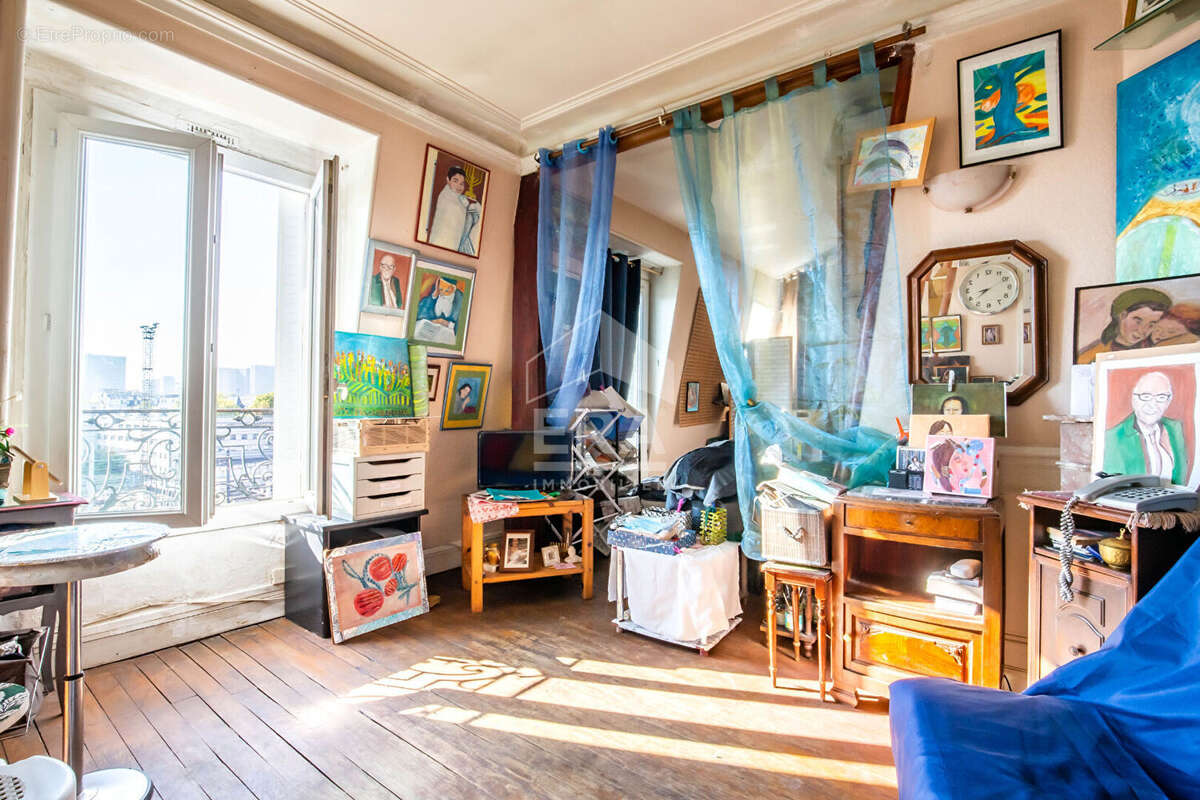 Appartement à PARIS-12E