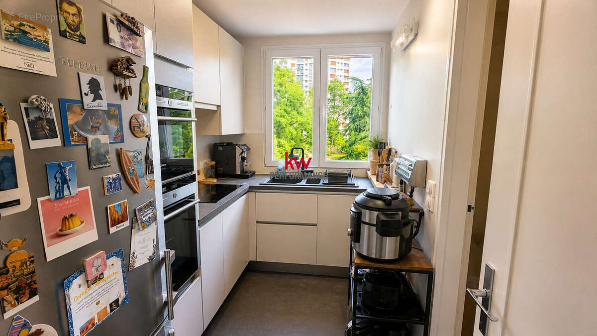 Appartement 65 m² à Eaubonne  - photo 4
