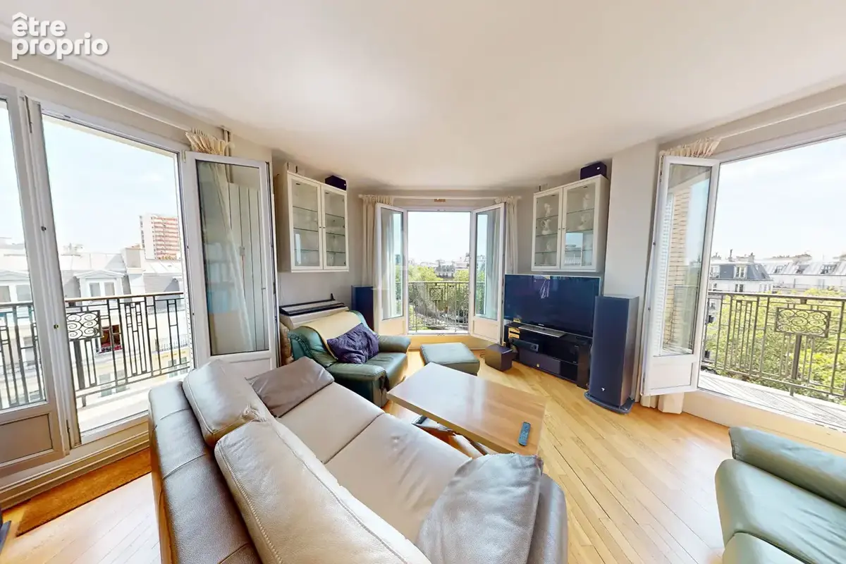 Appartement d'angle en étage élevé avec vue de rêve - photo 4