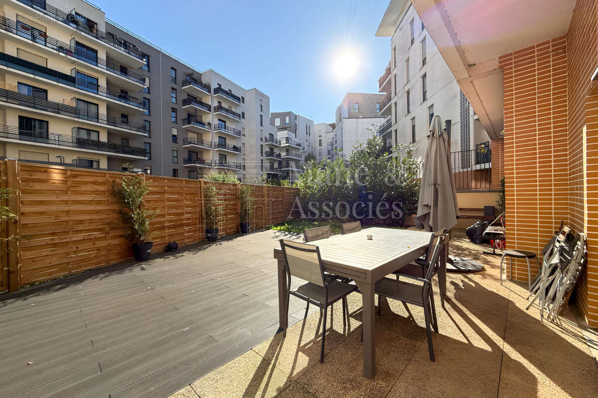 Appartement à ASNIERES-SUR-SEINE