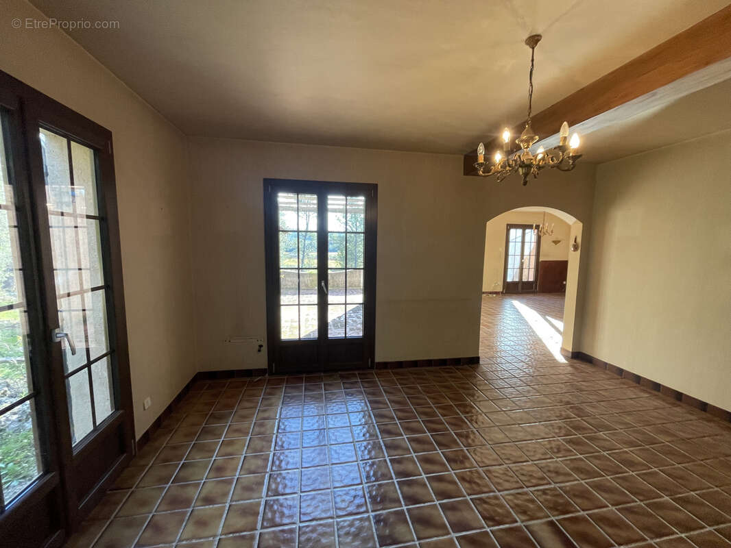 Maison à MONTFORT-SUR-ARGENS