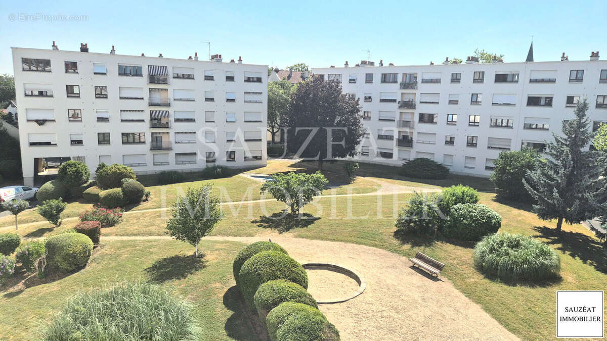 Appartement à BAGNEUX