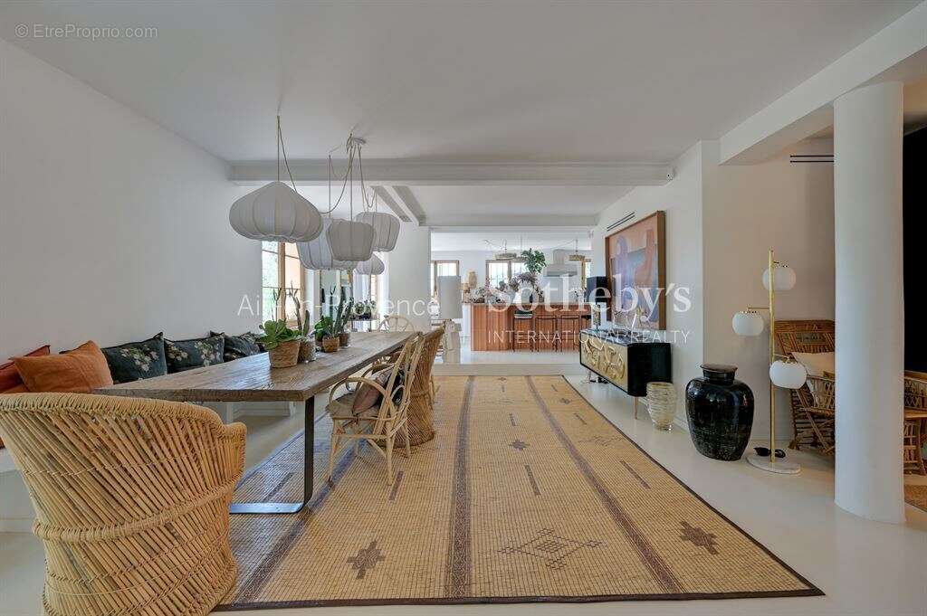 Maison à AIX-EN-PROVENCE