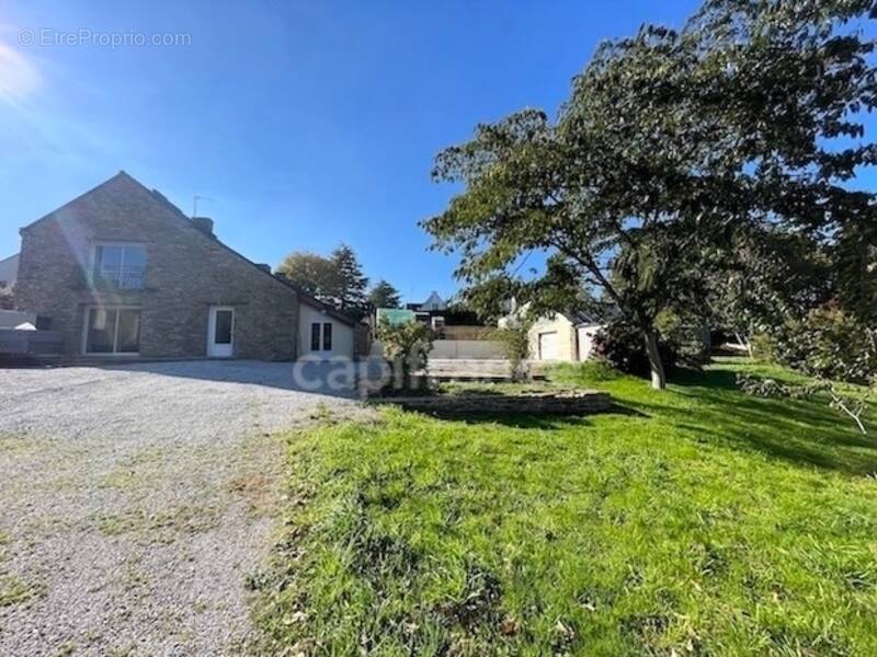 Maison à GRAND-CHAMP