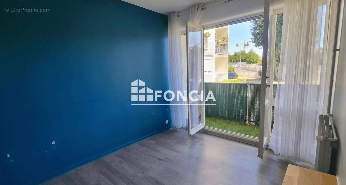 Appartement à LE PLESSIS-BOUCHARD