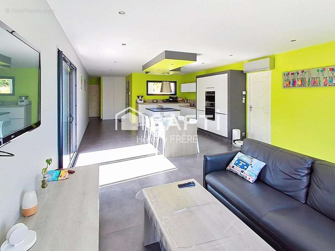 Maison 113 m² à Saint-Firmin-Des-Pres  - photo 2