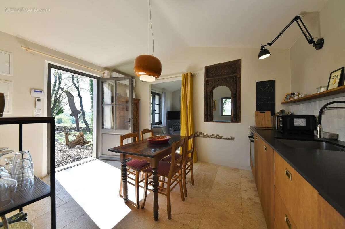 Maison à UZES