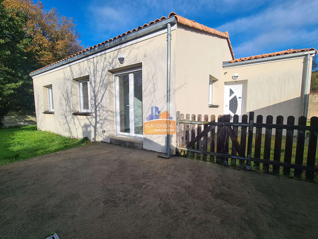 Maison à SAINT-JEAN-DE-BOISEAU