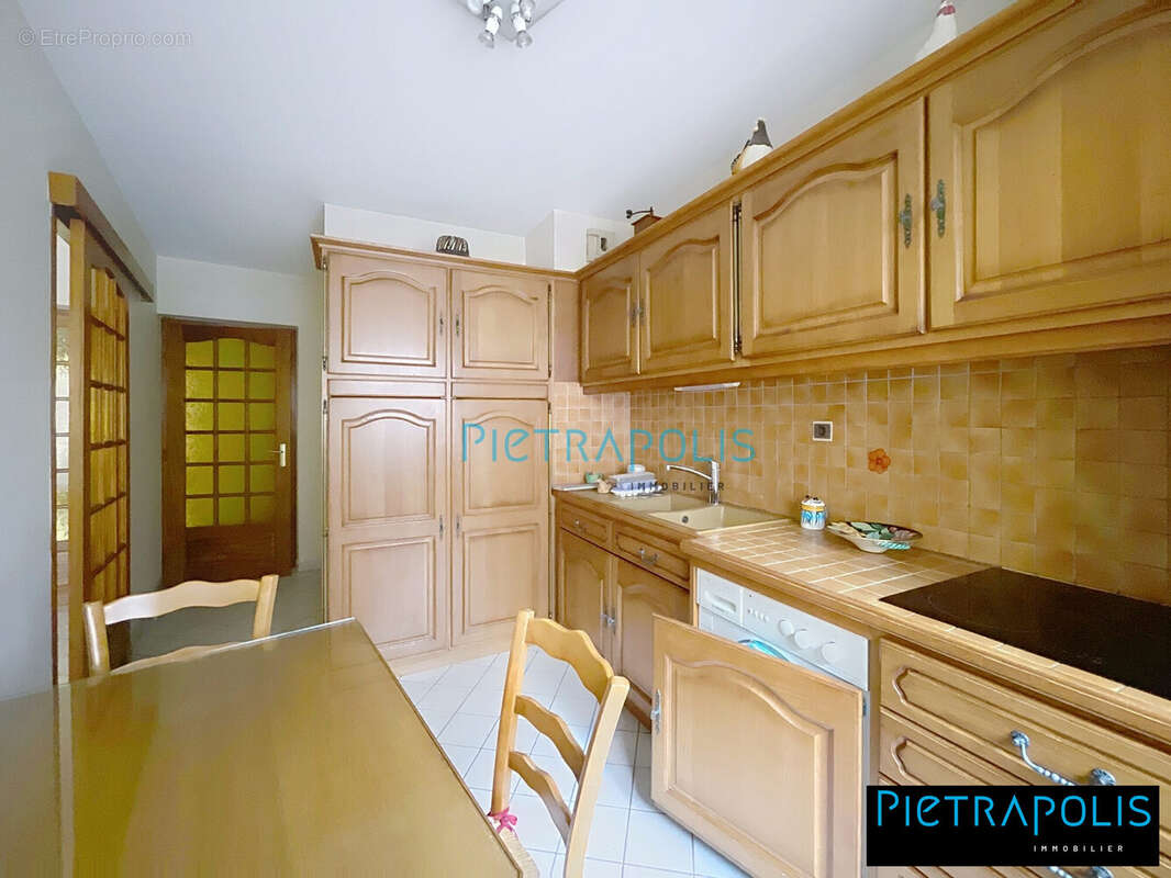 Appartement à QUINCIEUX