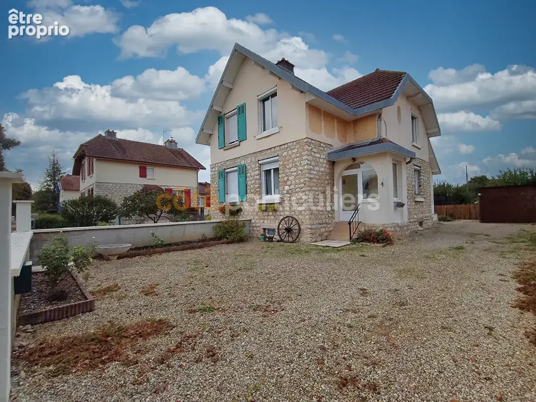 Maison mitoyenne de 3 chambres avec sous-sol et garage à Tavaux - photo 2