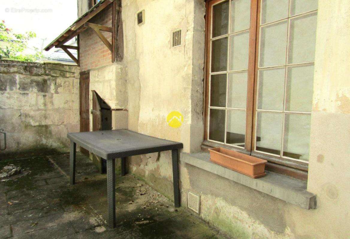 Maison à MONTRICHARD