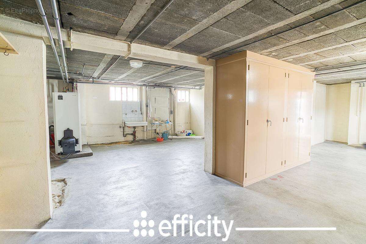 Maison à CHASSE-SUR-RHONE