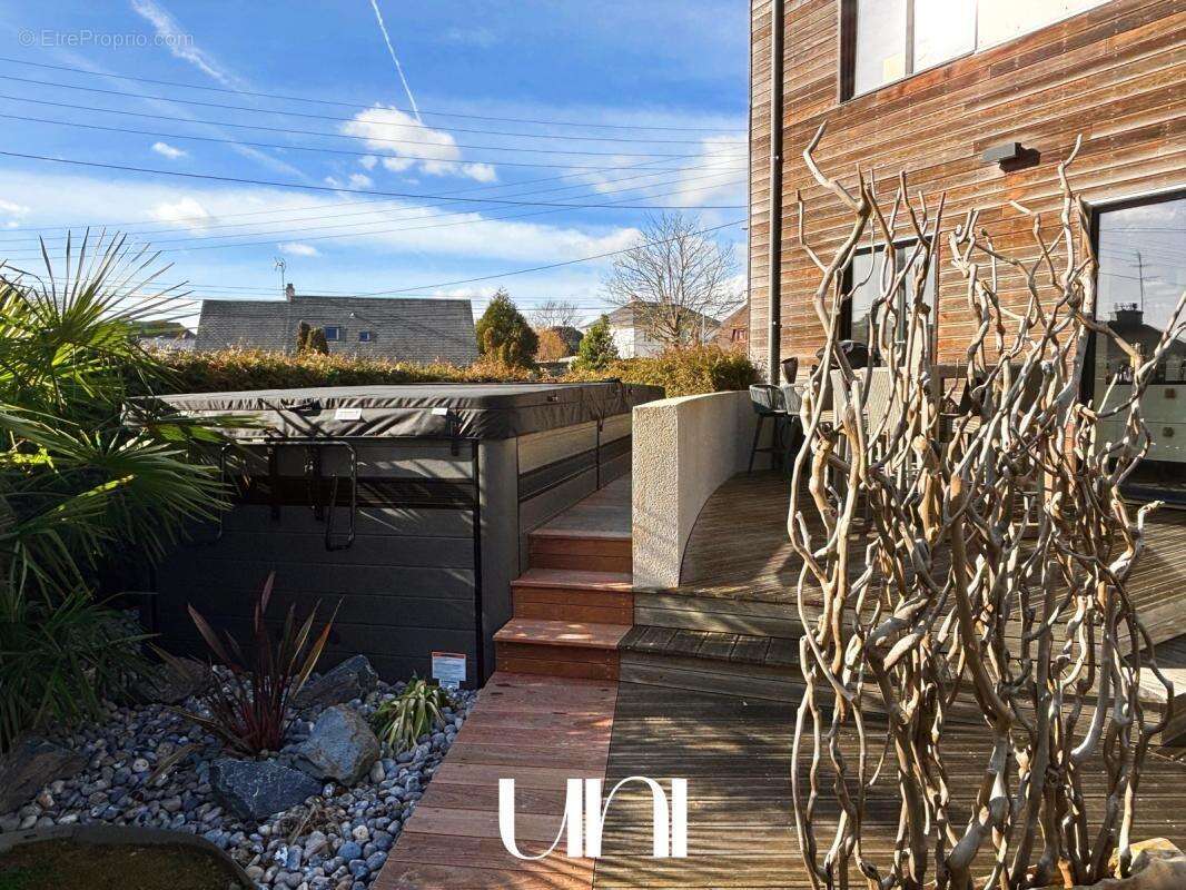Maison 8 pièces de 210 m2 avec terrasse - Caen Université - photo 12