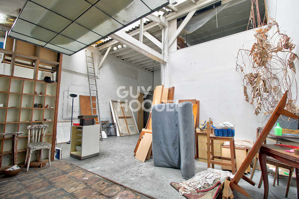 Commerce à PARIS-20E