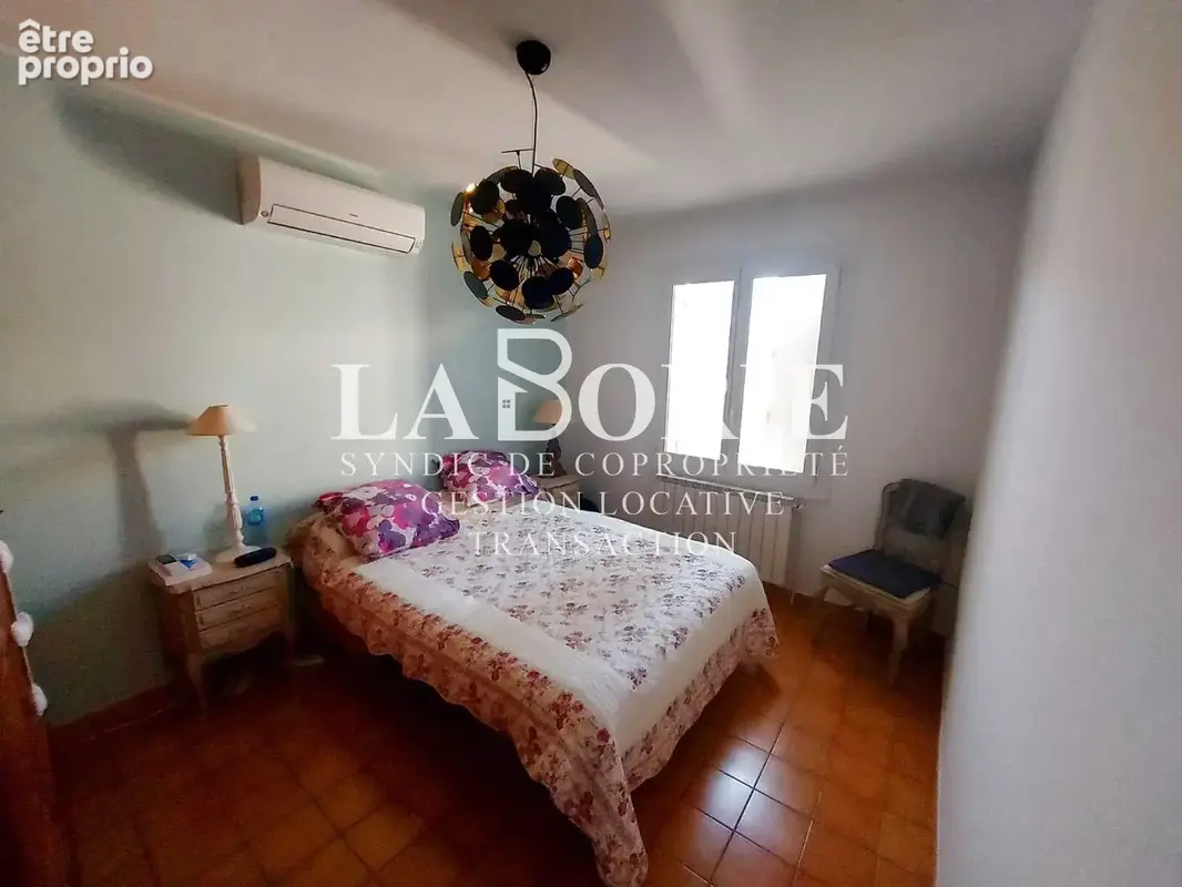 Grande villa à Sorgues : disposant d'un appartement indépendant - photo 7