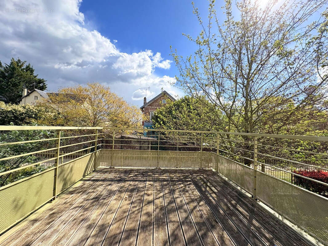 Appartement à JUVISY-SUR-ORGE