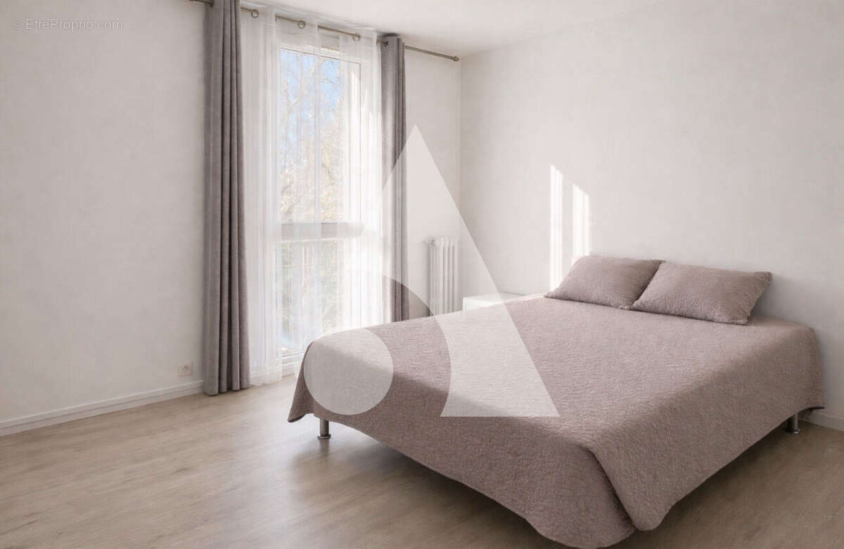 Appartement à VILLENEUVE-LA-GARENNE