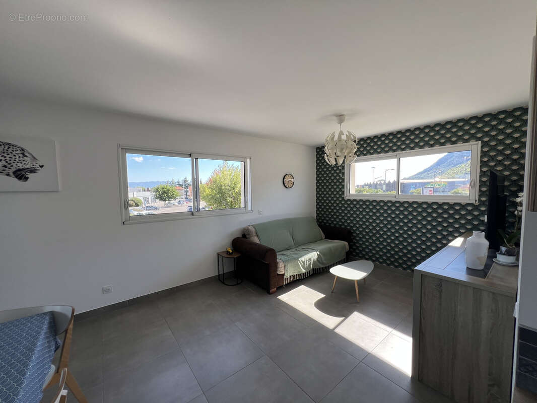 Appartement à SAINT-PERAY