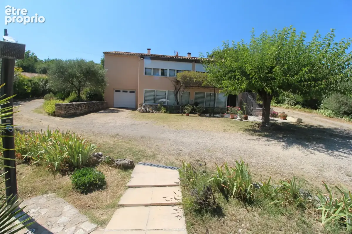 A vendre à Gargas spacieuse avec deux appartements et piscine - photo 29