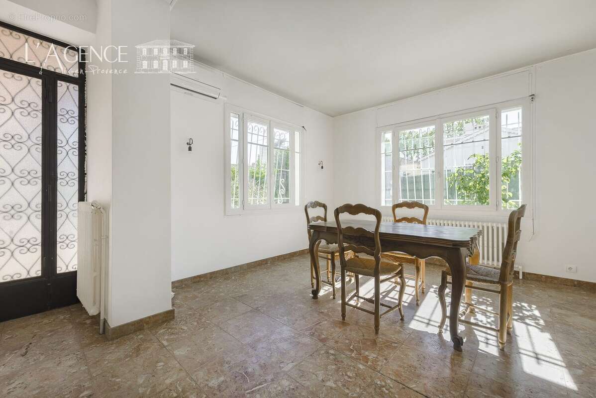 Appartement 103 m² à Aix-En-Provence  - photo 4