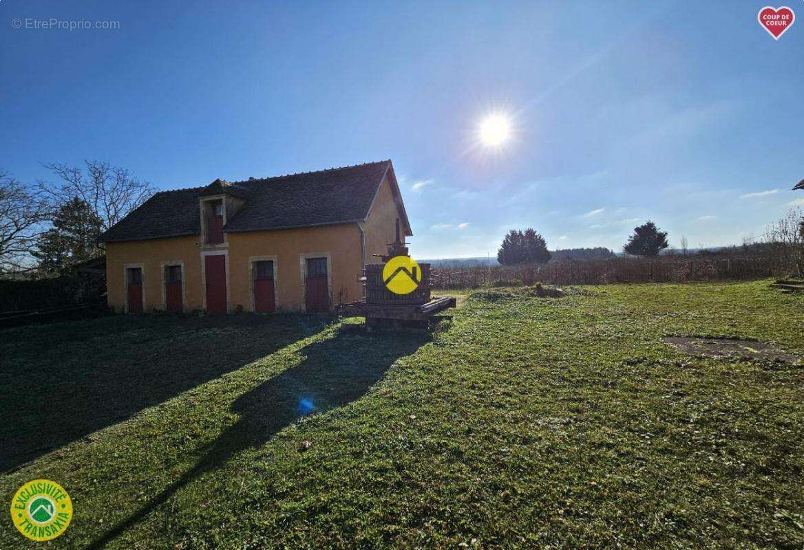 Maison à CHATEAUMEILLANT