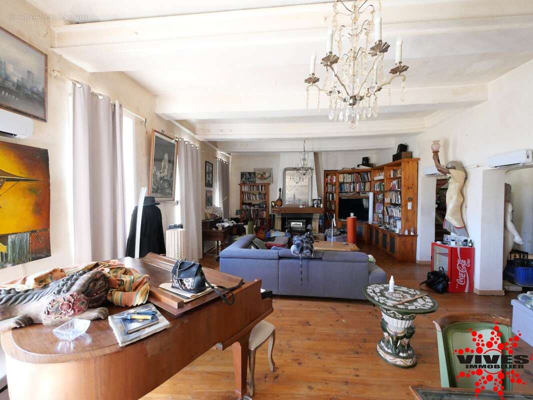 RARE À SERVIAN  Maison de caractère de 235 m² habitables  529 m² utiles  Fort potentiel ! - photo 6