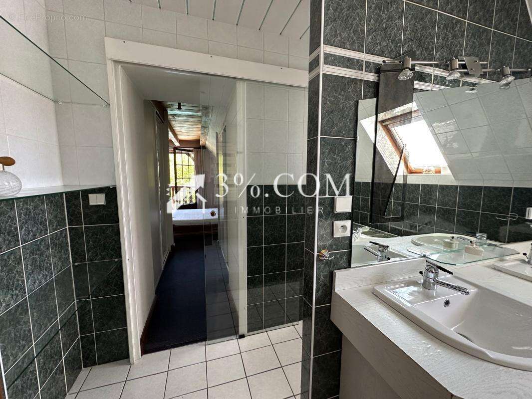 3%.COM - Maison avec piscine - photo 9