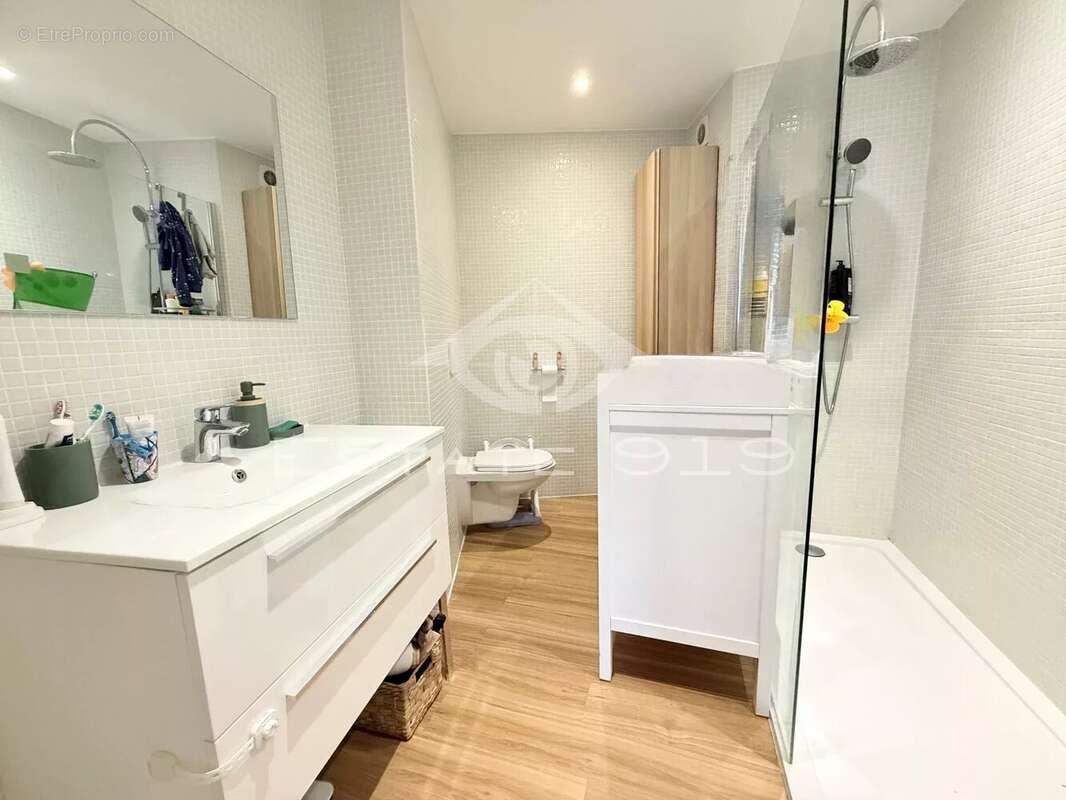 Appartement à LE CANNET