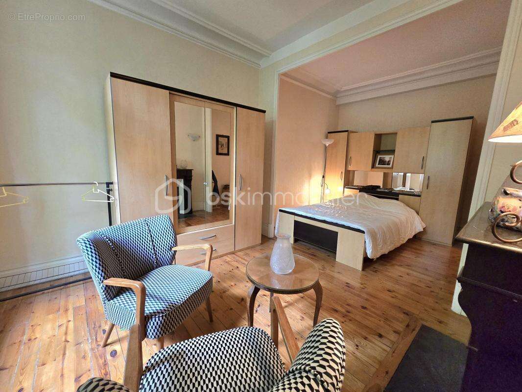 Appartement à VICHY
